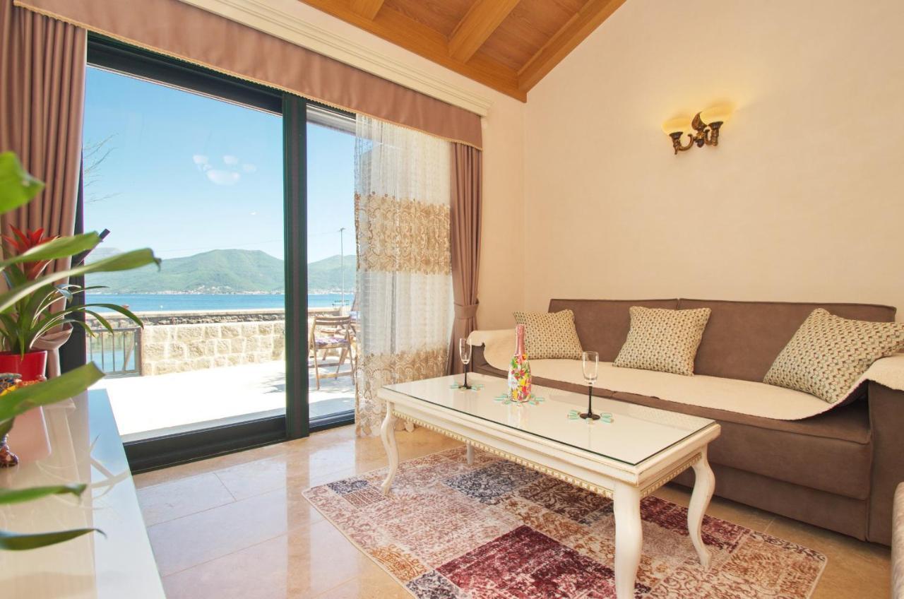 טיווט Leut Stone Residence מראה חיצוני תמונה