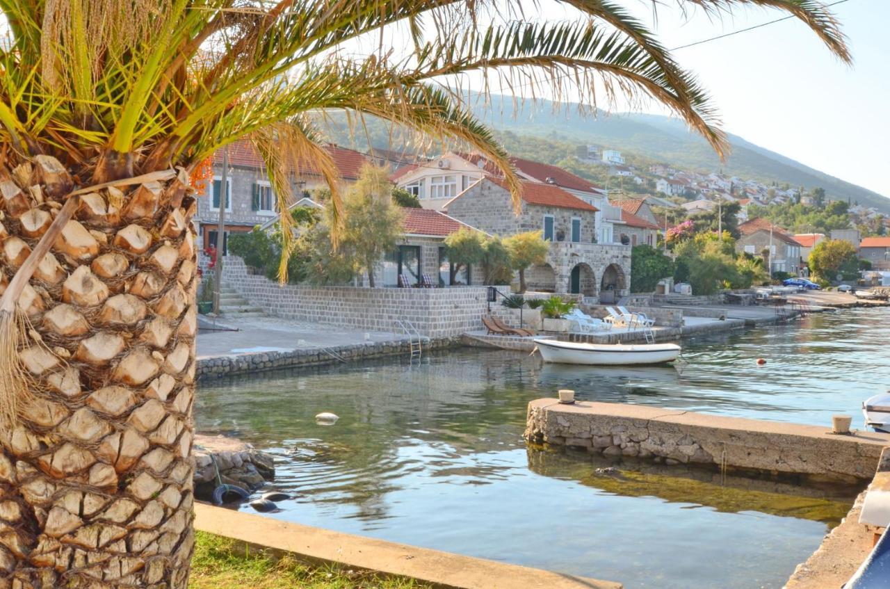 טיווט Leut Stone Residence מראה חיצוני תמונה