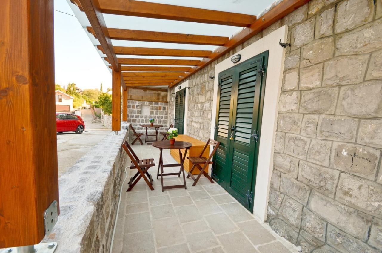 טיווט Leut Stone Residence מראה חיצוני תמונה