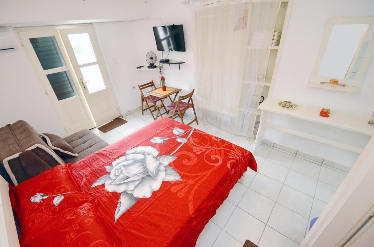 טיווט Leut Stone Residence מראה חיצוני תמונה