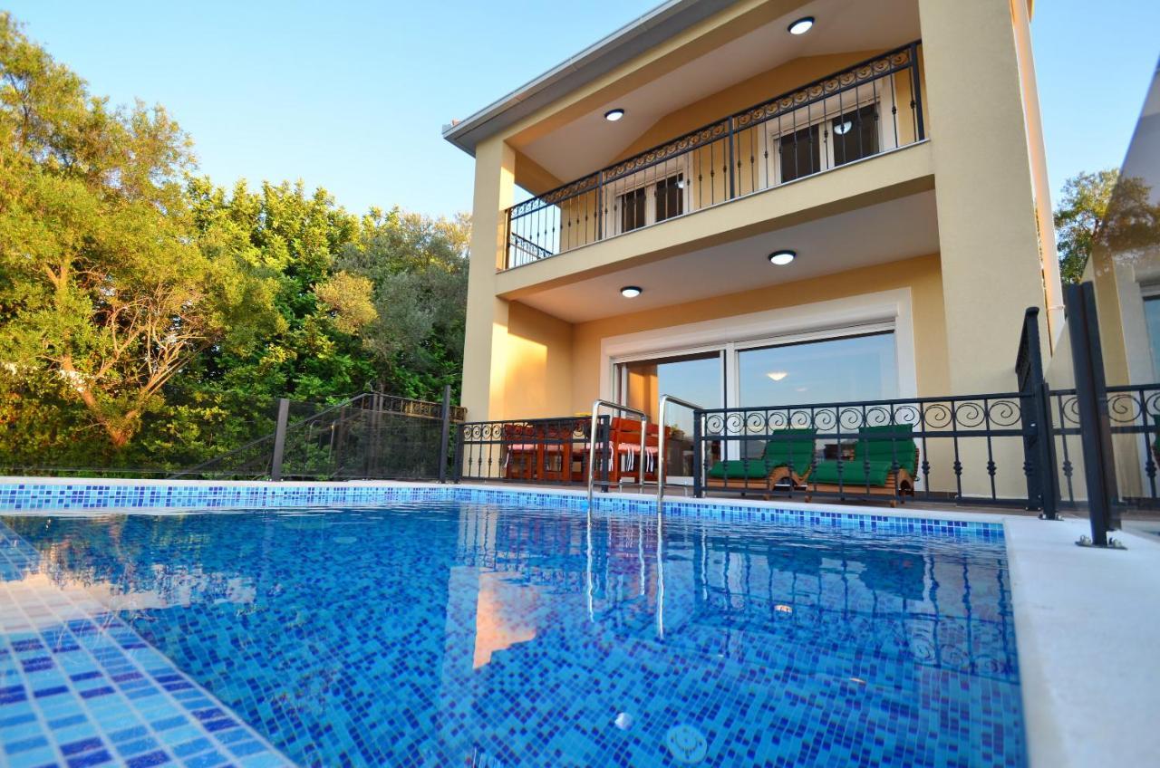 טיווט Leut Stone Residence מראה חיצוני תמונה