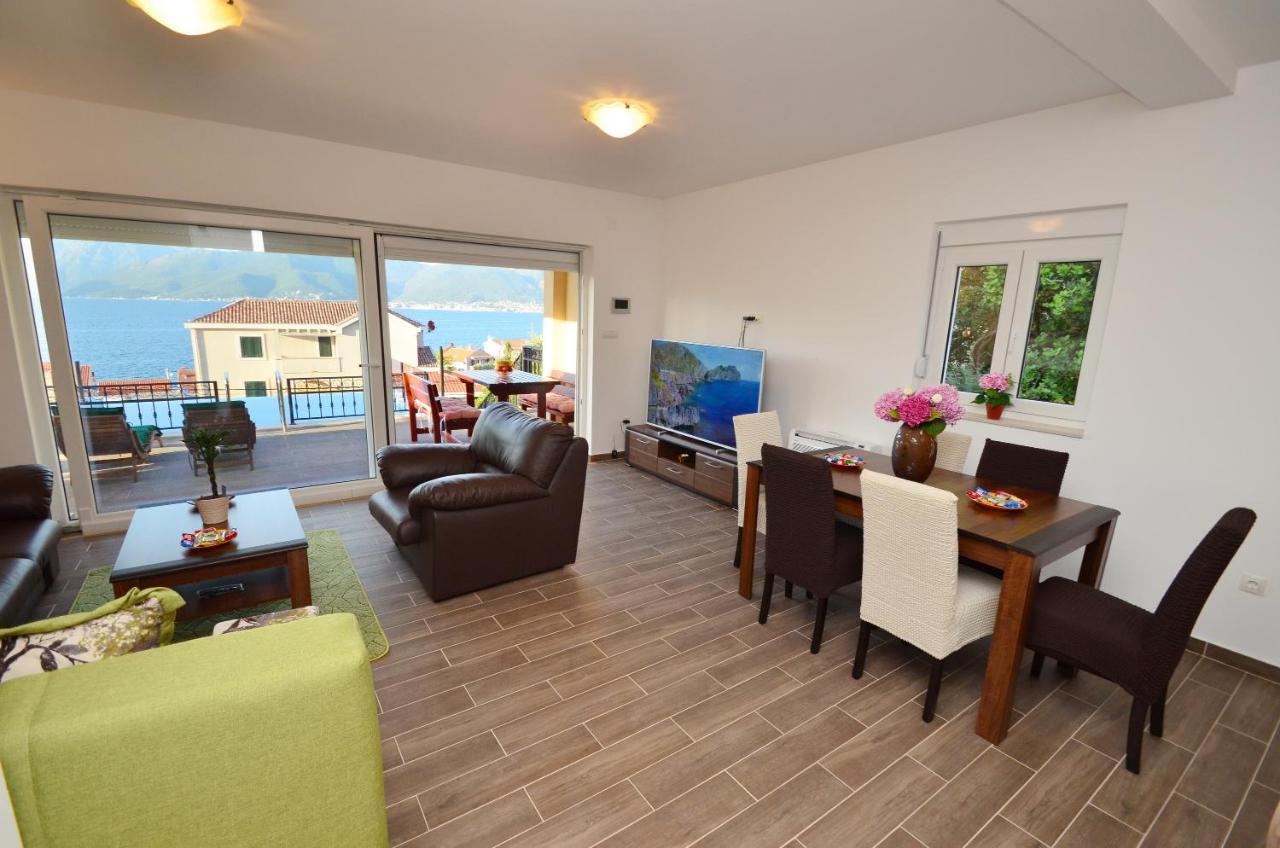 טיווט Leut Stone Residence מראה חיצוני תמונה