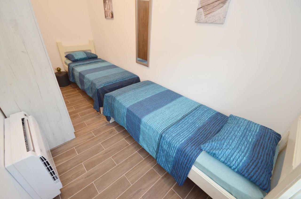 טיווט Leut Stone Residence מראה חיצוני תמונה