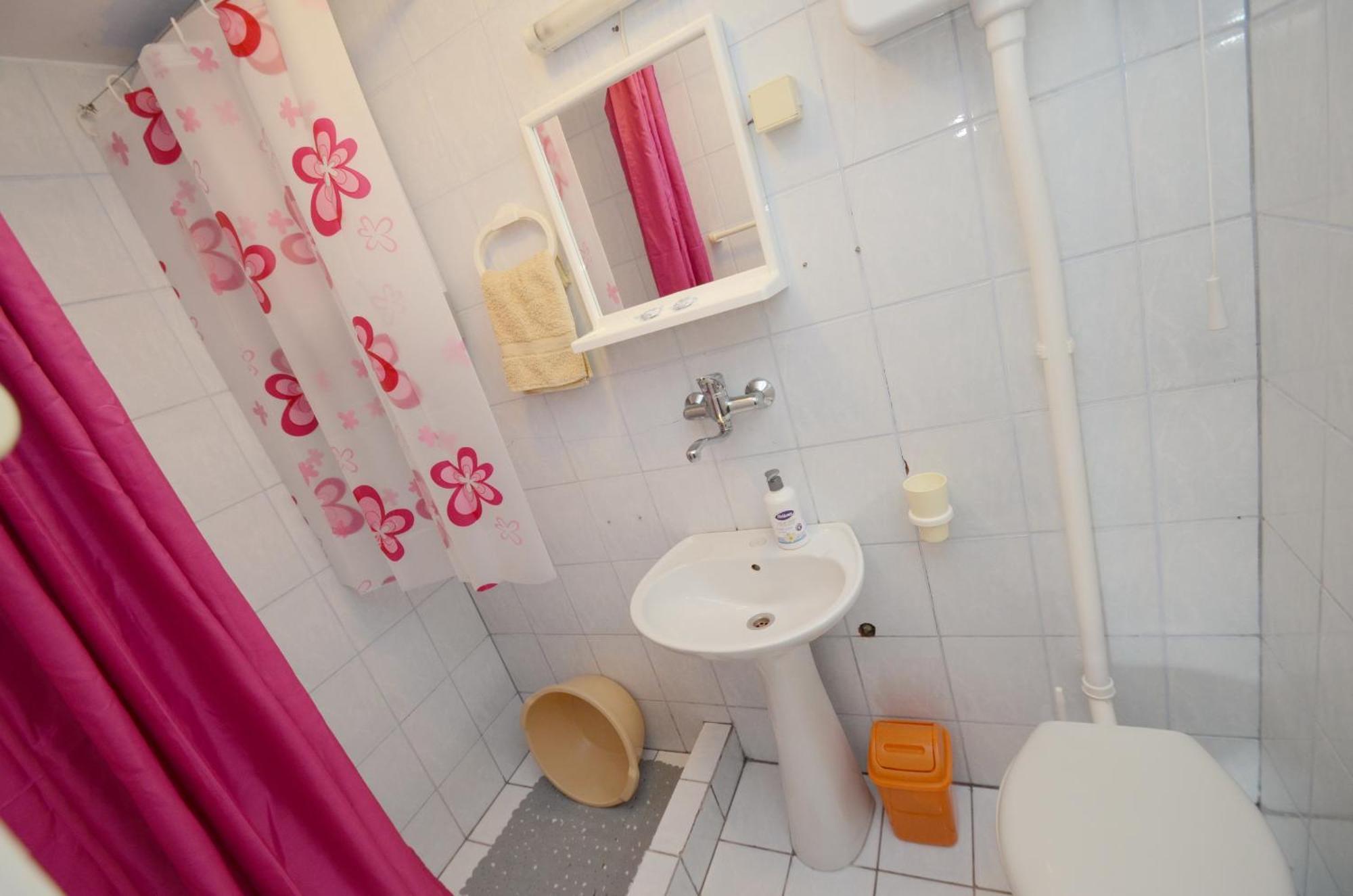 טיווט Leut Stone Residence חדר תמונה