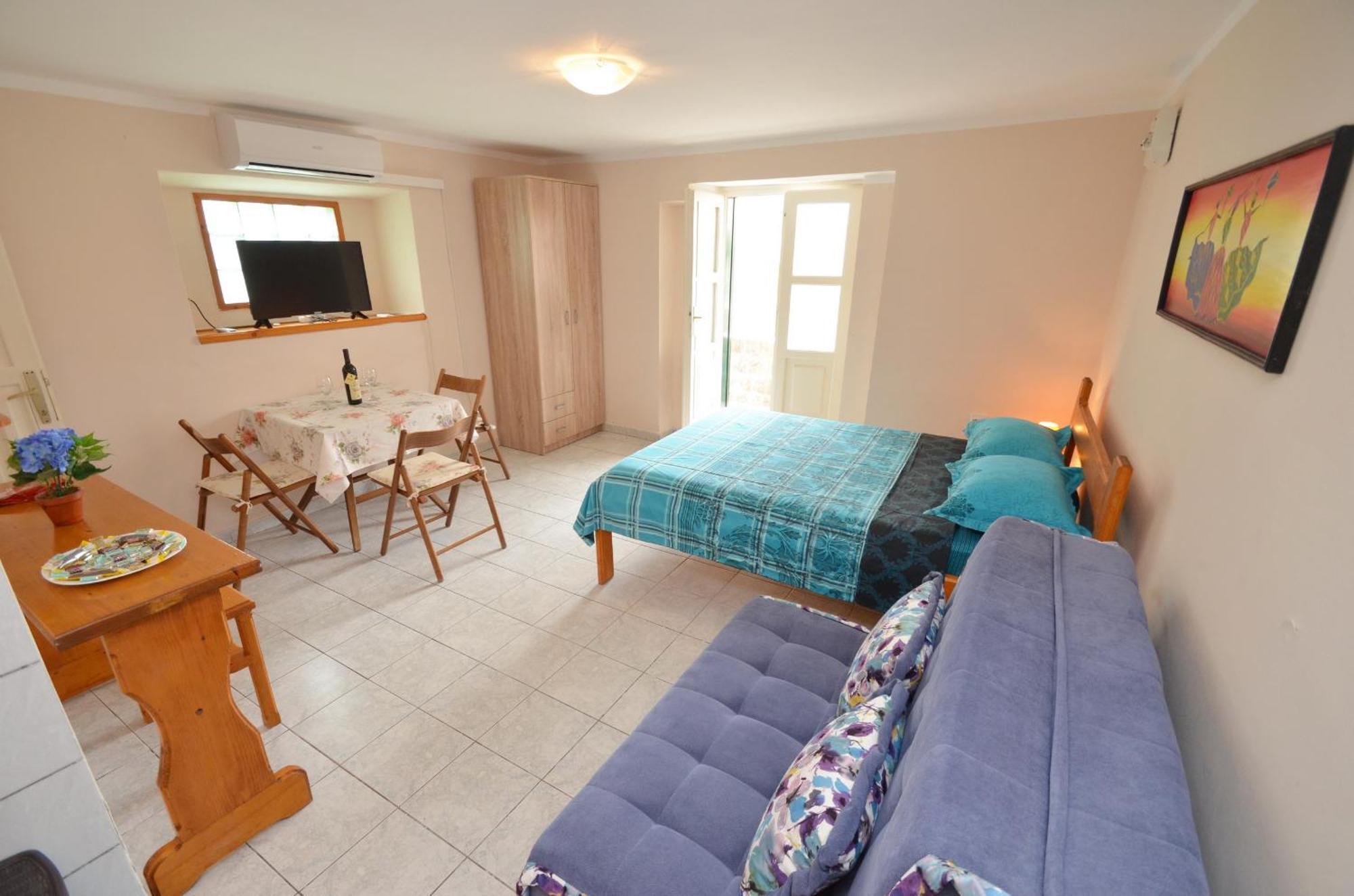 טיווט Leut Stone Residence חדר תמונה